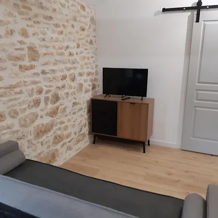 Tranquil Holiday In With Pool Holiday home *