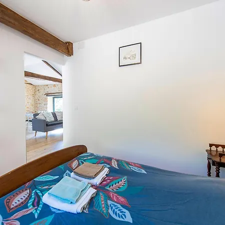 Tranquil Holiday In With Pool * Soturac