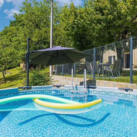 Tranquil Holiday In With Pool Holiday home Soturac