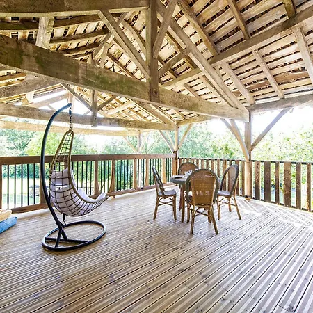 Tranquil Holiday In With Pool Soturac