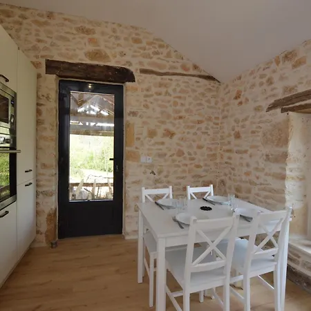 Tranquil In With Pool 別荘 Soturac