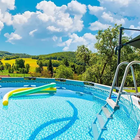 別荘 Tranquil In With Pool Soturac