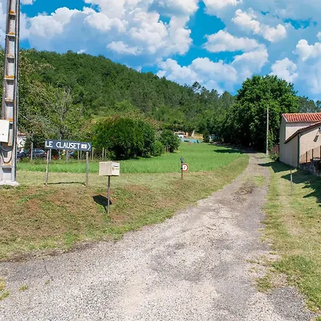 Tranquil In With Pool