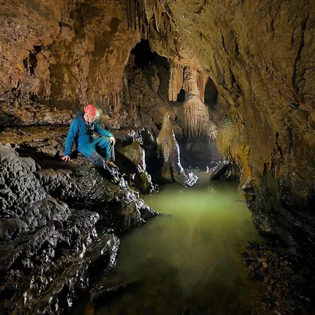 Semesterbostad Tranquil In With Pool