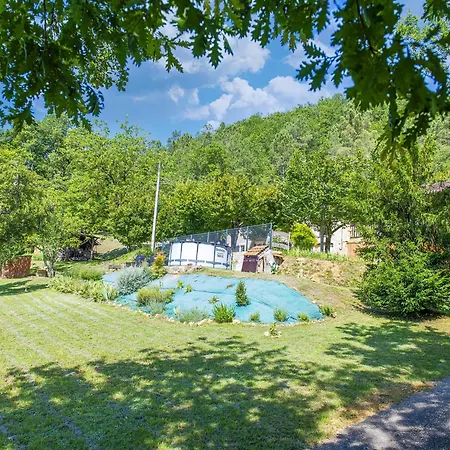 Semesterbostad Tranquil In With Pool