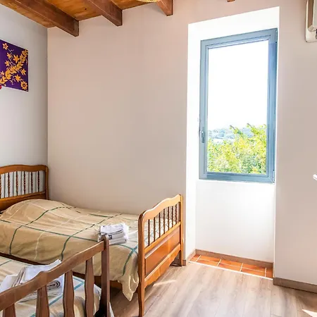 Semesterbostad Tranquil In With Pool