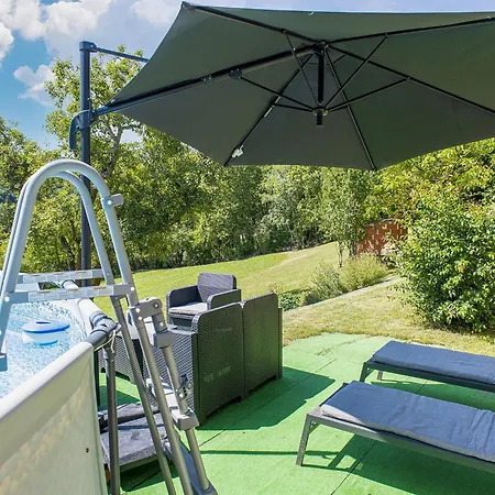 Semesterbostad Tranquil In With Pool