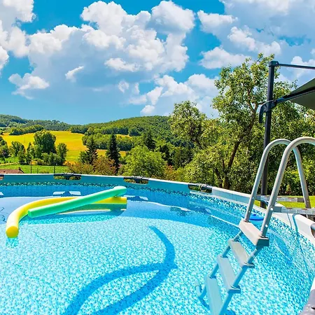 Tranquil In With Pool Semesterbostad *