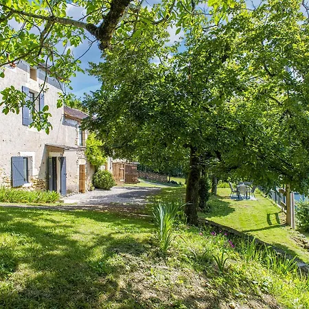 Semesterbostad Tranquil In With Pool Soturac