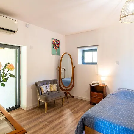 Tranquil In With Pool *