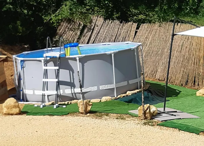 Tranquil In With Pool * Soturac