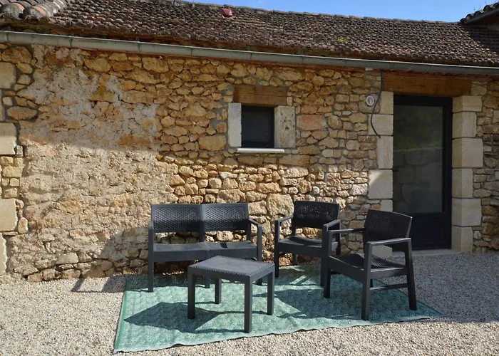 Tranquil In With Pool