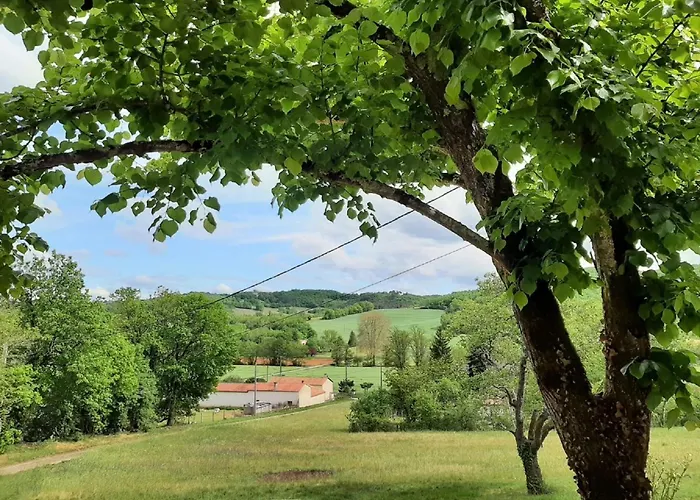 Tranquil In With Pool Hébergement de vacances Soturac