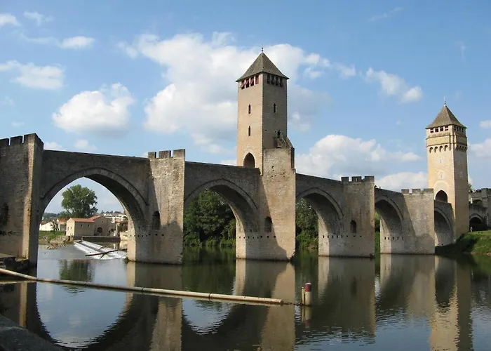 Tranquil In With Pool Hébergement de vacances