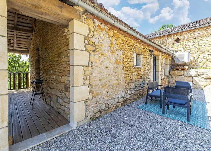 Tranquil In With Pool Soturac