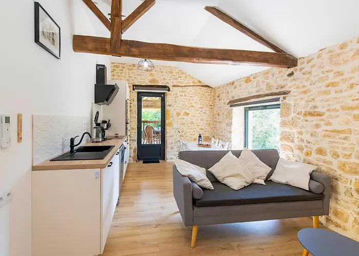 Tranquil In With Pool * Soturac