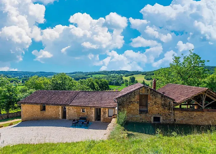 Hébergement de vacances Tranquil In With Pool