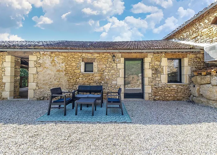 Tranquil In With Pool Soturac