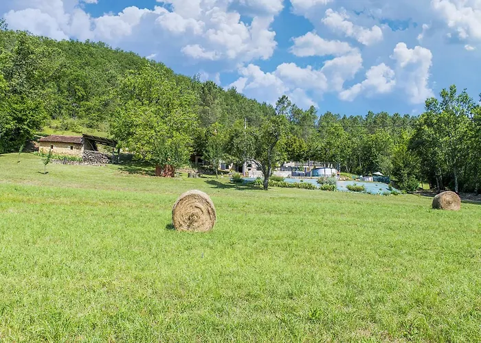 Hébergement de vacances Tranquil In With Pool Soturac